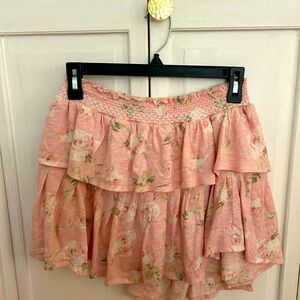 LoveShackFancy floral skirt! 🌸